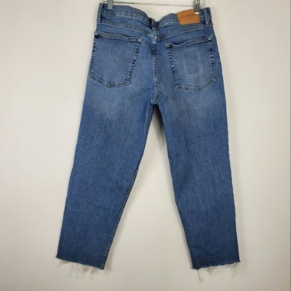 Lucky Brand Relaxed Taper Button Fly Jeans Womens Size 10 Cropped Ankle Raw Hem - Picture 2 of 3